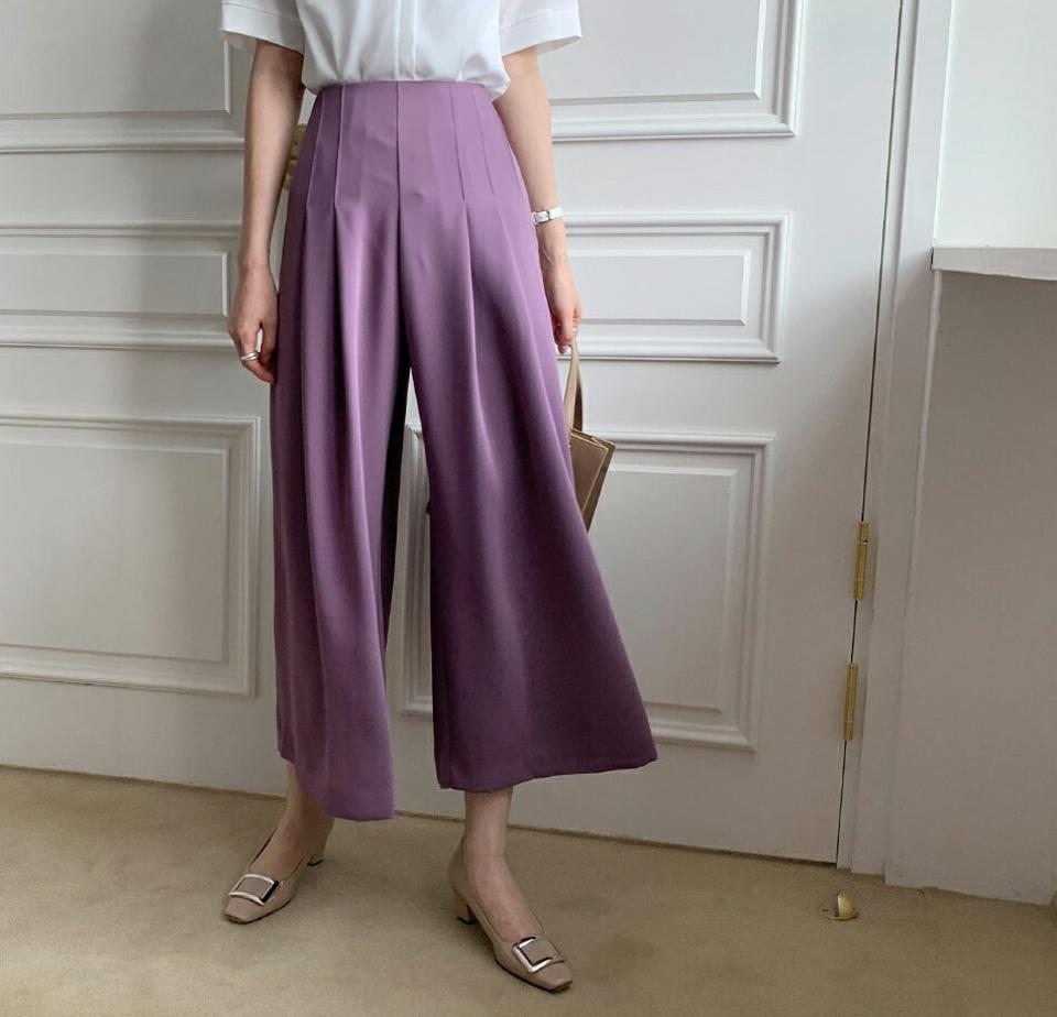 ≪人気商品再入荷≫ツータックフレアパンツ・全3色・e72367 レディース 【pt】パンツ ロング丈 単色 無地 シンプル パステル カラーパンツ 体型カバー フレア ゆったり 揺れ感 ハイウエスト 春 夏 フェミニン 韓国ファッション ハイホリHIHOLLI