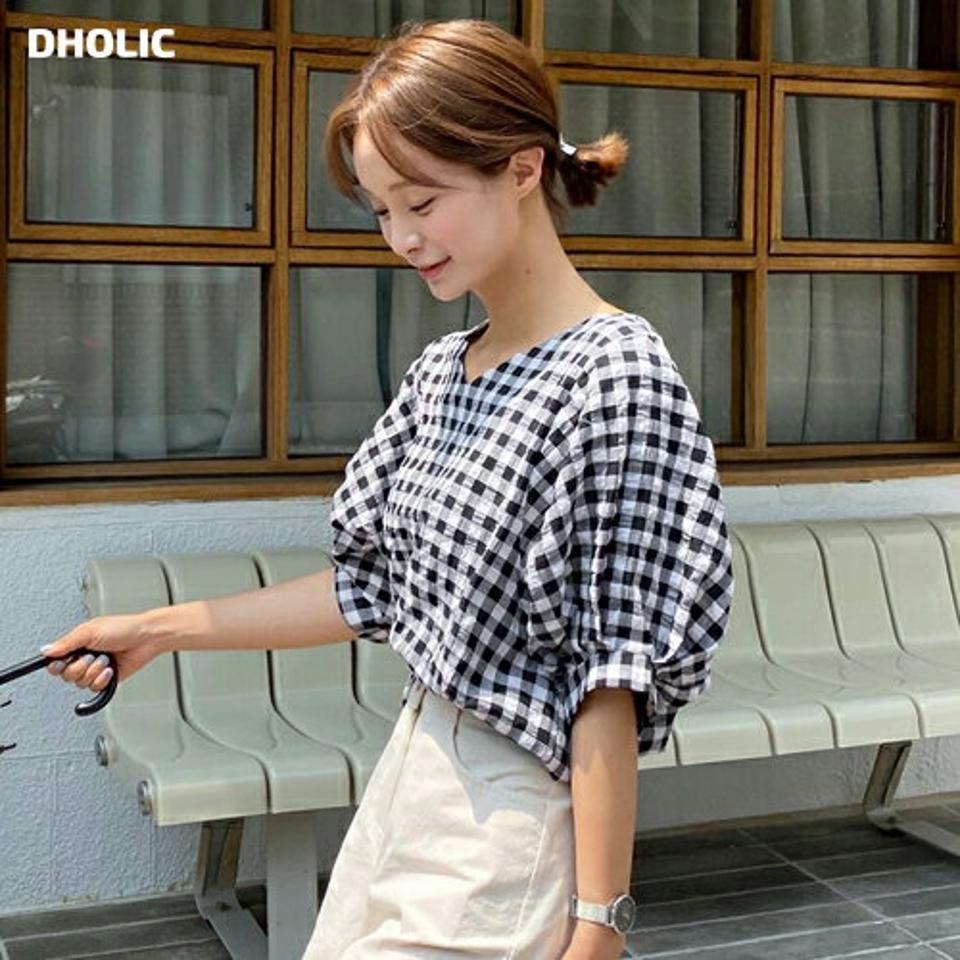 【10%OFF】Vネックチェックブラウス・全3色・b67195 レディース 【bl】トップス ブラウス 半袖 ハーフスリーブ チェック柄 ギンガムチェック ガーリー かわいい 可愛い Vネック リンクル パフスリーブ パフ袖 春 夏 韓国ファッション セール SALE