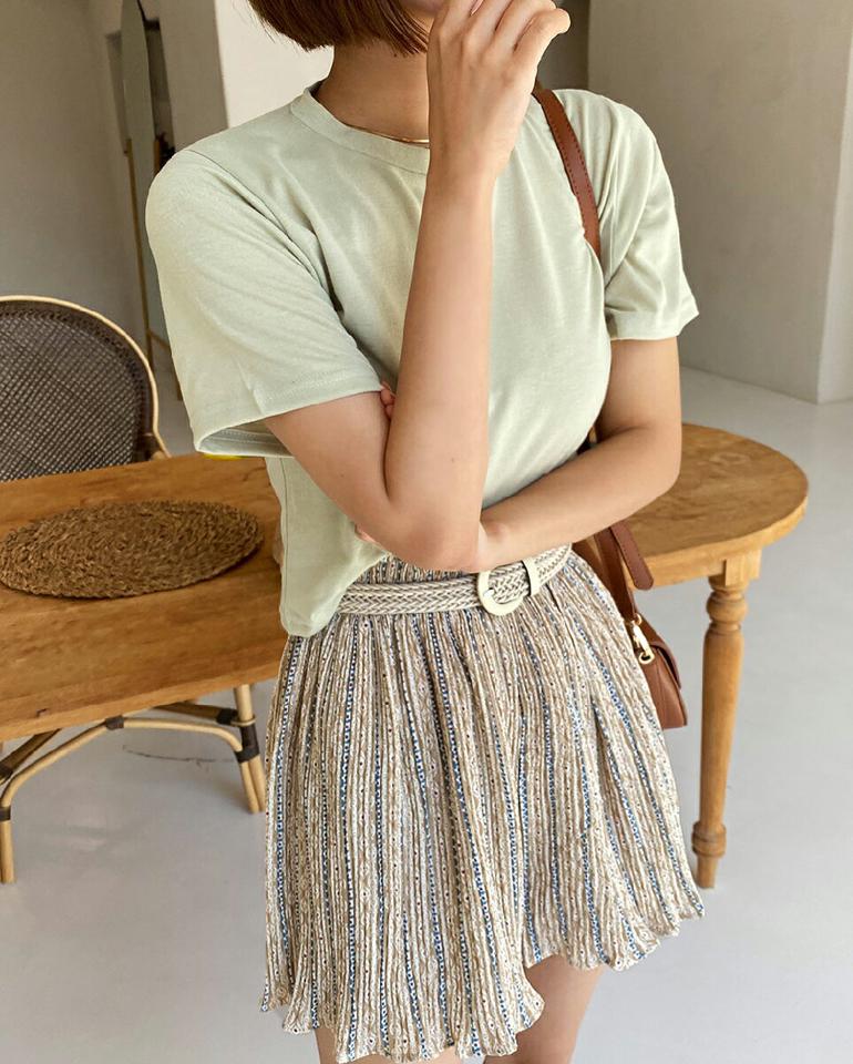 クロップド半袖Tシャツ・全5色・t66772 レディース 【tops】トップス Tシャツ 半袖 クロップド丈 短丈 単色 無地 シンプル ベーシック カジュアル ラウンドネック コットン 綿 パステル 水色 春 夏 韓国ファッション