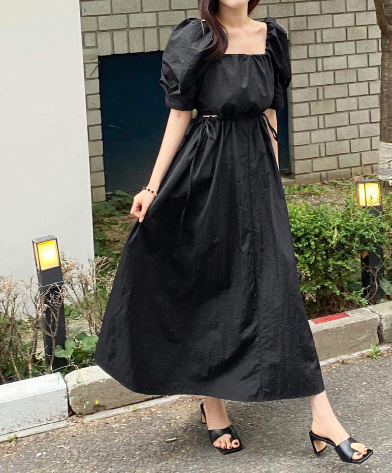 ストリングパフワンピース・全2色・t67244 レディース 【ops】ワンピース ロング丈 ロングワンピース 半袖 ハーフスリーブ パフスリーブ スクエアネック ナイロン デコルテ 鎖骨 単色 ゴム カジュアル 春 夏 韓国ファッション