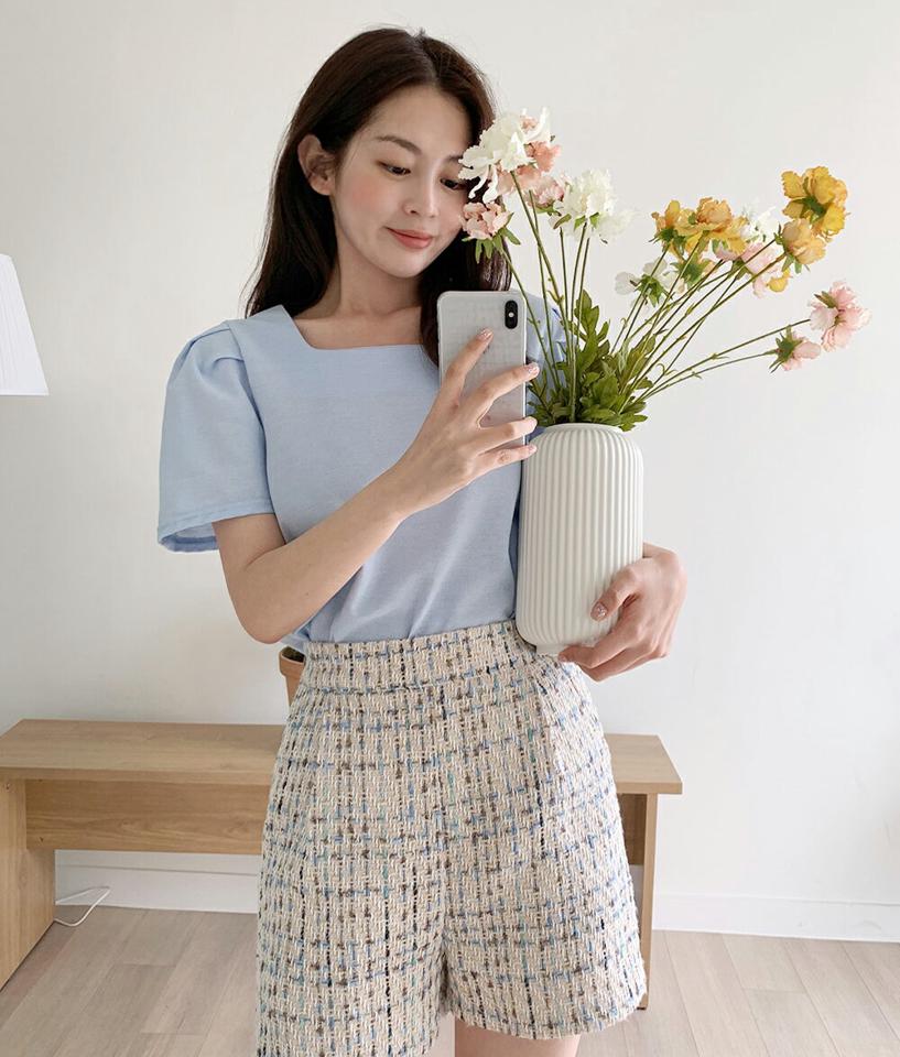 【10%OFF】スクエアネックパフブラウス・全4色・t67225 レディース 【bl】トップス ブラウス 半袖 パフスリーブ スクエアネック デコルテ 鎖骨 白ブラウス ホワイト きれいめ 大人 クロップド丈 清楚 春 夏 韓国ファッション blsセール