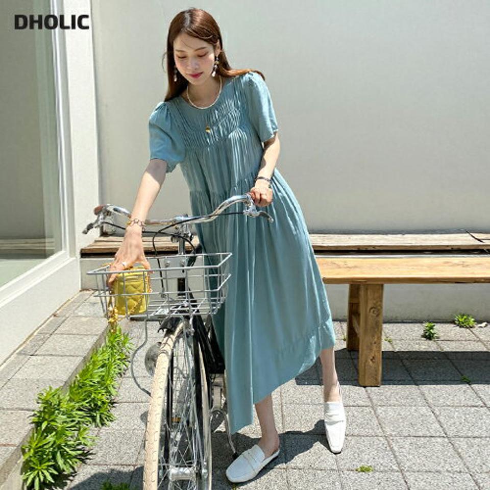【10%OFF】シャーリング半袖ワンピース・全3色・b00677 レディース 【ops】ワンピース シャーリング ロング丈 半袖 単色 無地 シンプル パステル 体型カバー ゆったり パフスリーブ フレア 春 夏 水色 青 フェミニン 人気 韓国ファッション ハイホリHIHOLLI セール SALE