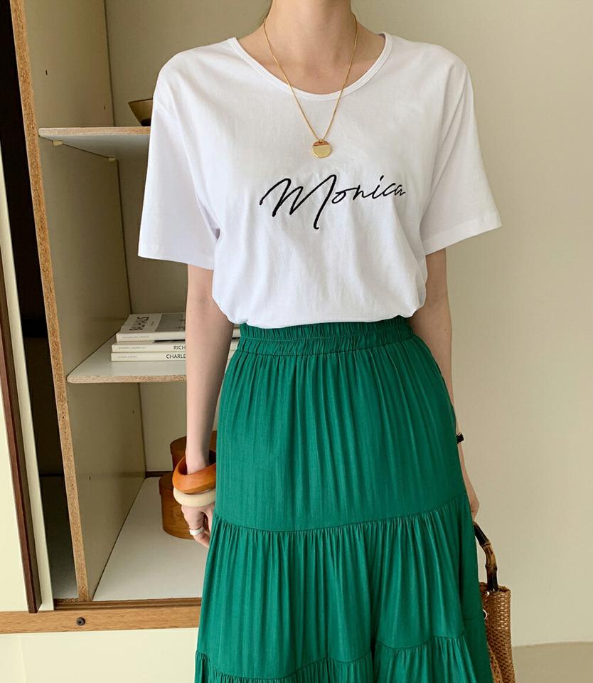 刺繍レタリングTシャツ・全4色・t00663 レディース 【tops】トップス Tシャツ 半袖 柄 模様 レタリング ロゴ ロゴT ラフ 楽ちん ゆったり 刺繍 Uネック ドロップショルダー 綿 コットン 春 夏 カジュアル 韓国ファッション ハイホリHIHOLLI