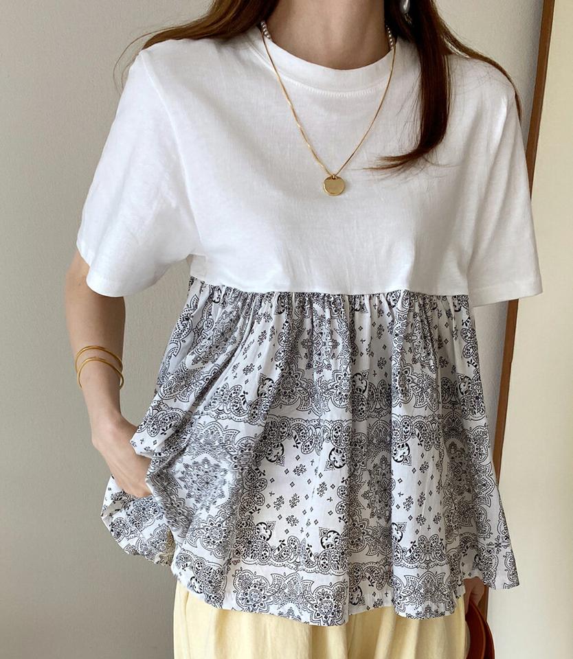 ペイズリーパターンフレアTシャツ・全2色・b00664 レディース 【tops】トップス Tシャツ 半袖 柄 模様 異素材 ペイズリー柄 フレア 体型カバー ゆったり 楽ちん 綿 コットン ギャザー 春 夏 フェミニン カジュアル お腹カバー 韓国ファッション ハイホリHIHOLLI