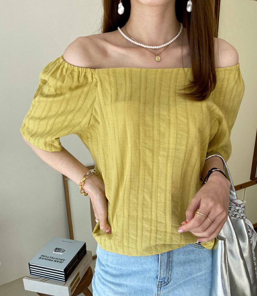 2WAYコットンブラウス・全4色・t00666 レディース 【bl】ブラウス トップス 単色 シンプル 半袖 2WAY コットン 綿 オフショルダー 鎖骨 デコルテ 肌見せ 刺繍 パンチング フレア クロップド丈 黄色 春 夏 韓国ファッション ハイホリHIHOLLI