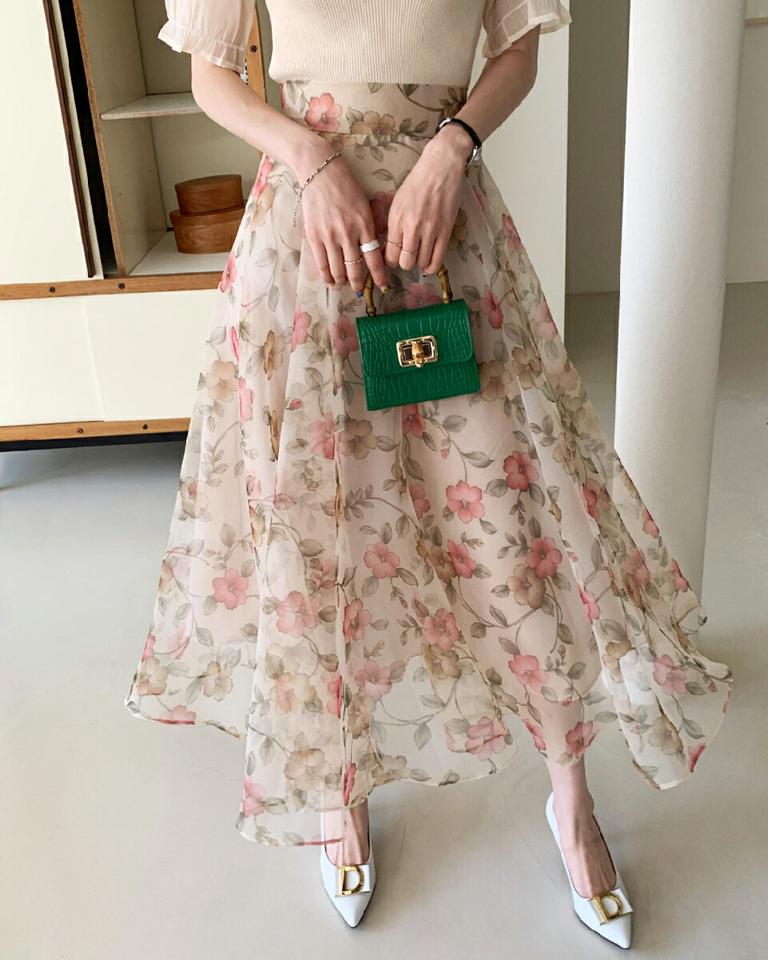 フローラルパターンフレアスカート・全2色・b00685 レディース 【sk】スカート ロング丈 柄 模様 花柄 フローラル 総柄 シアー 透け感 シースルー シフォン 高級感 上品 フレア 春 夏 フェミニン きれいめ 韓国ファッション ハイホリHIHOLLI
