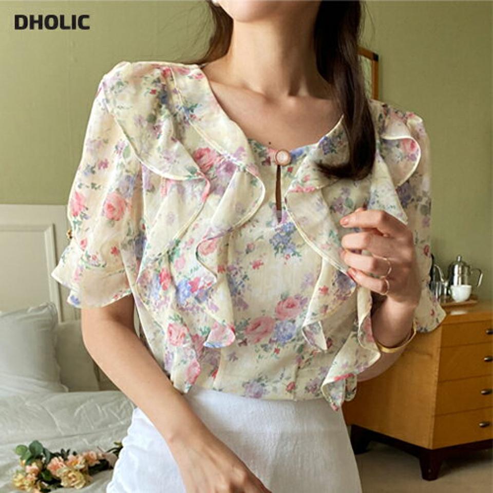 【マラソン特価】花柄シフォンフリルブラウス・全4色・t67710 レディース 【bl】トップス ブラウス 半袖 ハーフスリーブ フリル シフォン 透け感 シアー シースルー 花柄 レトロ 上品 きれいめ 大人 パフスリーブ ラウンドネック パールボタン 夏 韓国ファッション