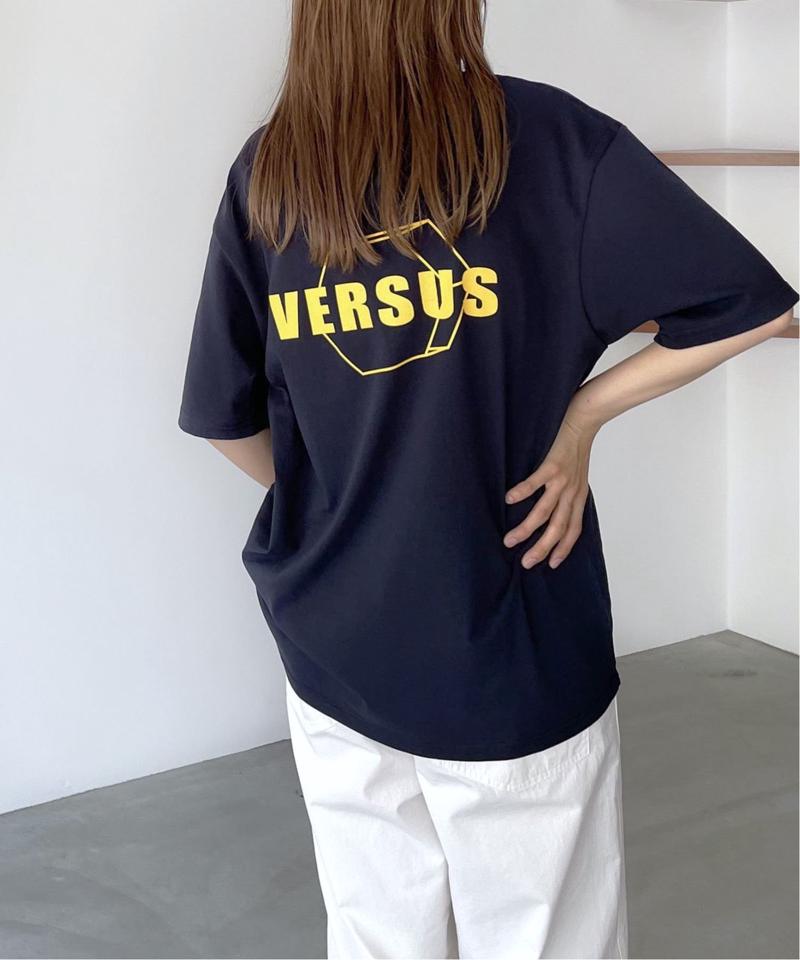 El mar(エルマール) "VERSUS"プリント半袖Tシャツ（El mar）