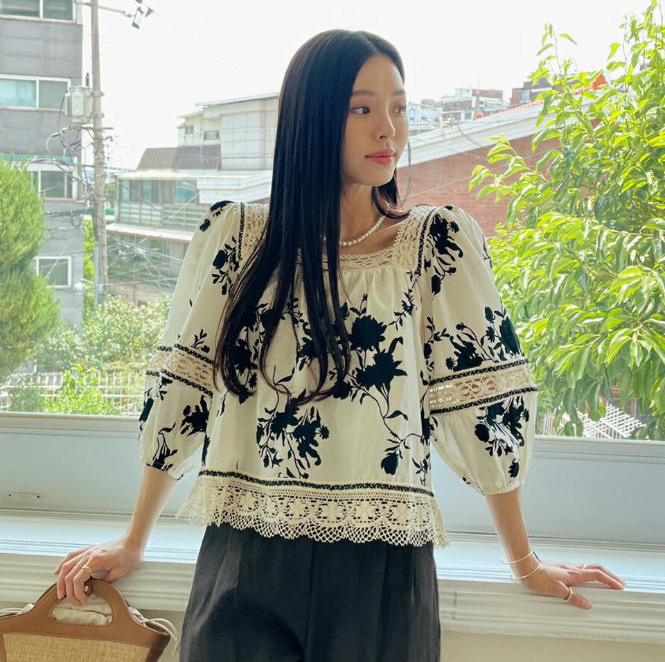 【10%OFF】スクエアパフレースパターンブラウス・全1色・b72222 レディース 【bl】ブラウス トップス 7分袖 七分袖 柄 模様 異素材 レース 花柄 コットン 綿 クロップド丈 スクエアネック 鎖骨 デコルテ 春 夏 フェミニン 韓国ファッション ハイホリHIHOLLI blsセール