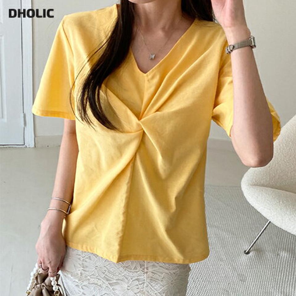 Vネックツイストブラウス・全4色・t72224 レディース 【bl】ブラウス トップス 半袖 単色 無地 シンプル ベーシック ツイスト ユニーク Vネック 鎖骨 デコルテ 綿 レーヨン 春 夏 黄色 フェミニン 大人っぽ 韓国ファッション ハイホリHIHOLLI