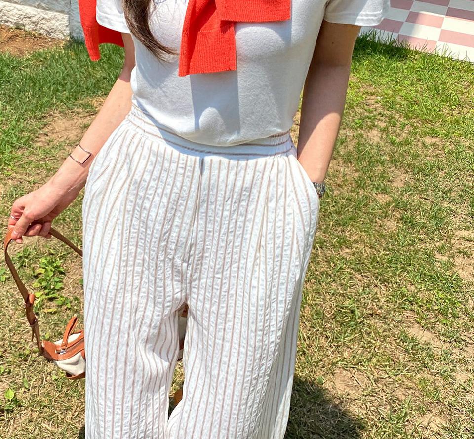 ストライプワイドパンツ・全2色・t72241 レディース 【pt】パンツ ロング丈 柄 模様 ストライプ ゆったり 楽ちん 体型カバー ワイド ハイウエスト タック ストレート レーヨン混 春 夏 カジュアル 大人っぽ 韓国ファッション ハイホリHIHOLLI