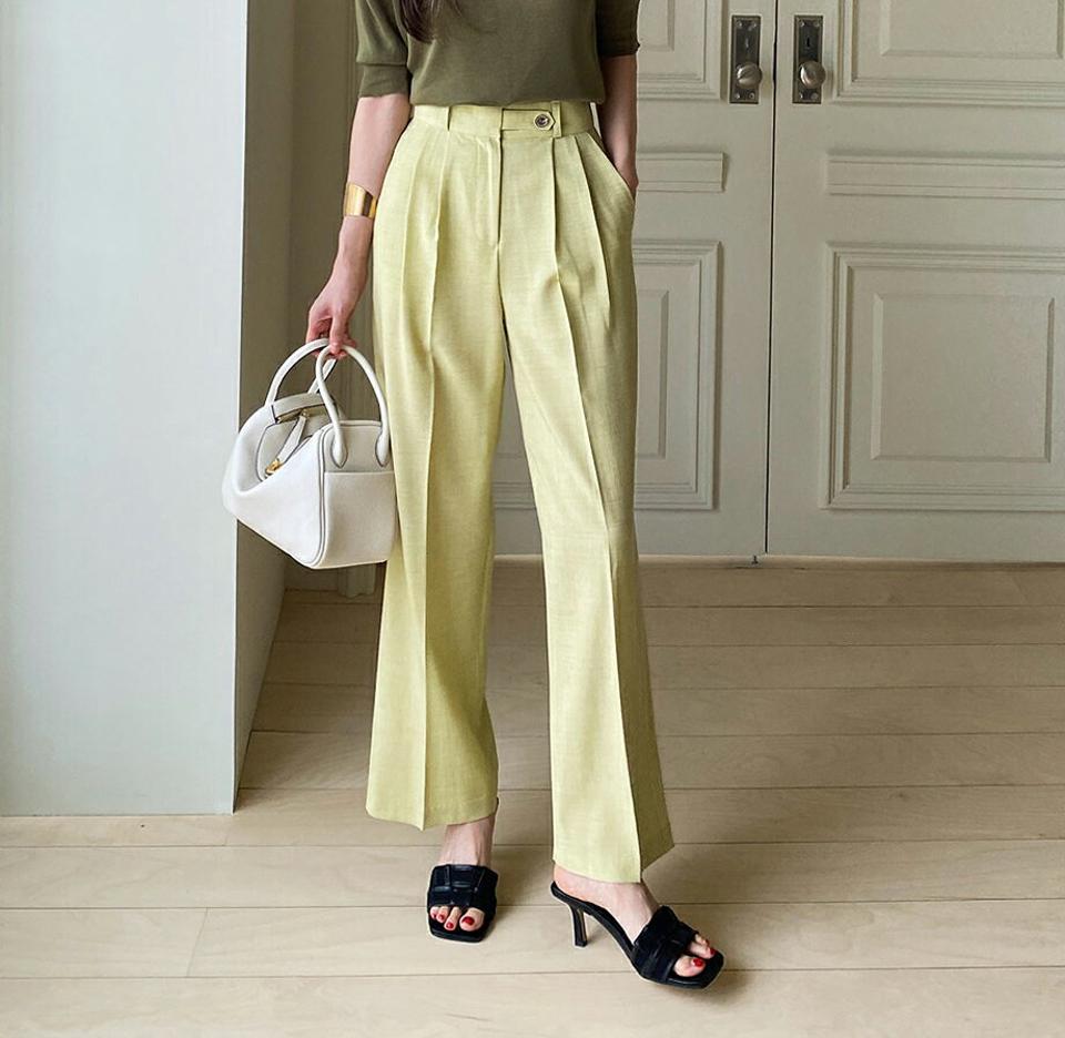 ボタンワイドスラックス・全3色・t72496 レディース 【pt】パンツ スラックス ロング丈 単色 無地 シンプル ベーシック オフィスカジュアル ワイド ボタン ぼたん ハイウエスト ダーツ ストレート 春 夏 大人っぽ 韓国ファッション ハイホリHIHOLLI