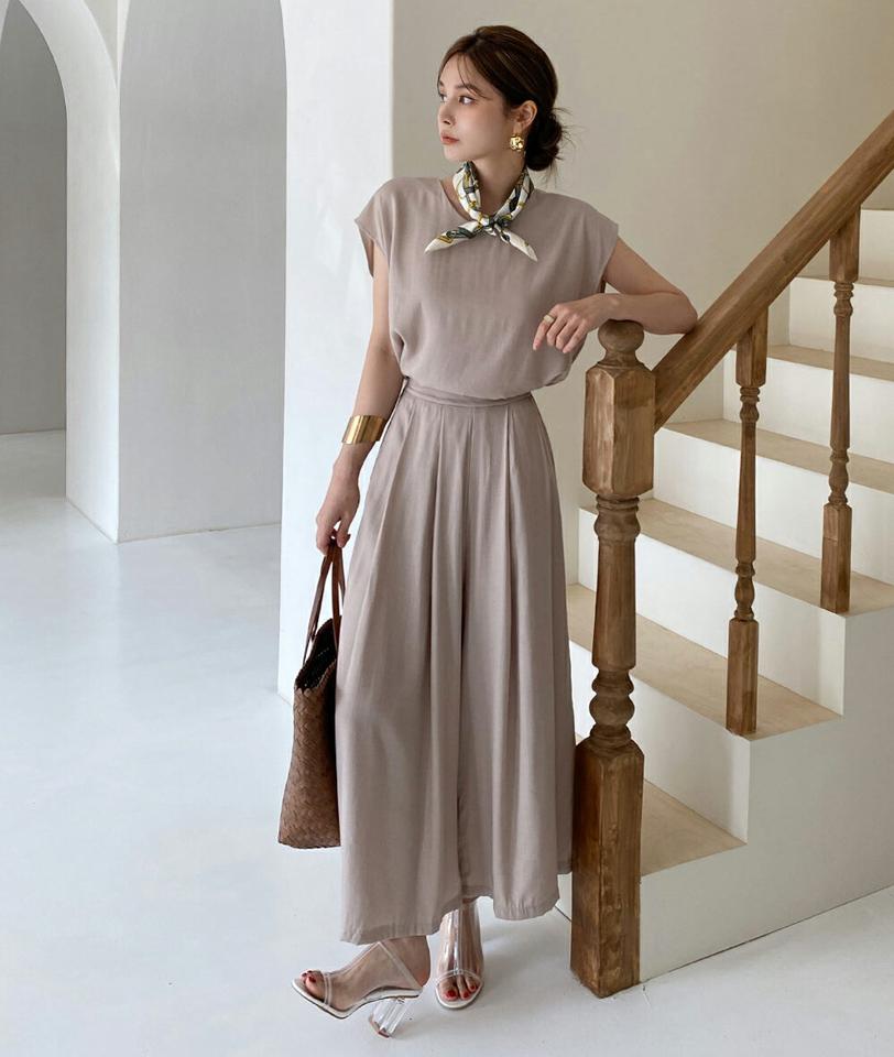 フレンチスリーブブラウス&フレアパンツSET・全2色・b72557 レディース 【pt】セットアップ セット setup トップス 半袖 ブラウス 単色 無地 シンプル ベーシック 楽ちん パンツ ロング丈 春 夏 カジュアル 韓国ファッション 人気 ハイホリHIHOLLI