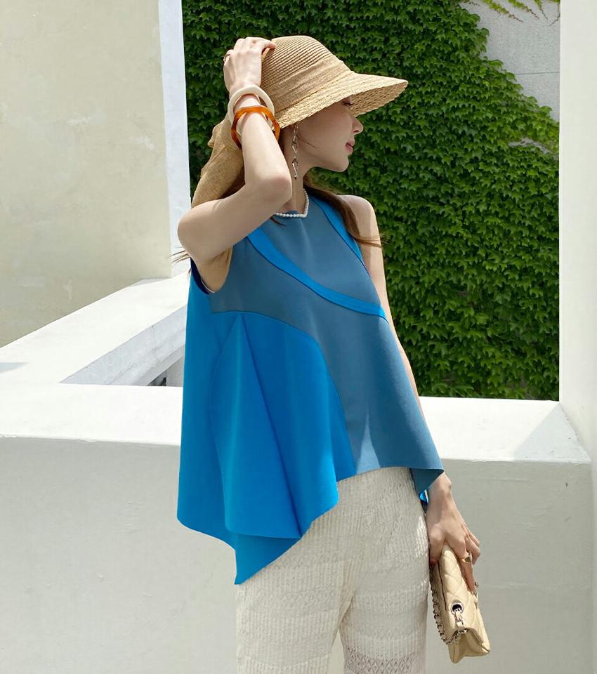 ウェーブ配色フレアノースリーブ・全3色・b72480 レディース 【tops】トップス ノースリーブ スリーブレス 配色 柄 模様 ウェーブ フレア アンバランス ラッフル 春 夏 フェミニン 大人 お腹カバー 上品 高級感 韓国ファッション ハイホリHIHOLLI