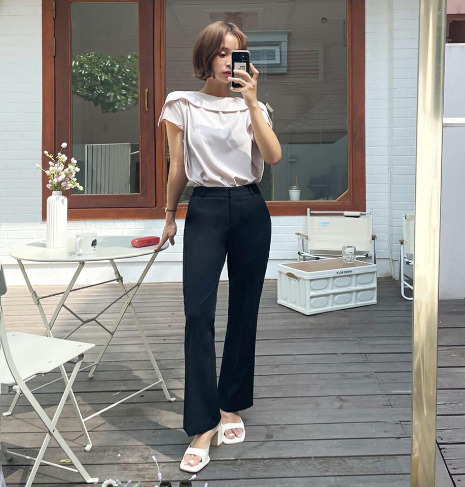 バックシークレットゴムフレアスラックス・全2色・t00794 レディース 【pt】スラックス パンツ ズボン ロングパンツ ストレッチ ウエストゴム 単色 無地 シンプル ベーシック きれいめ フレア 大人 オフィスカジュアル 春 夏 韓国ファッション