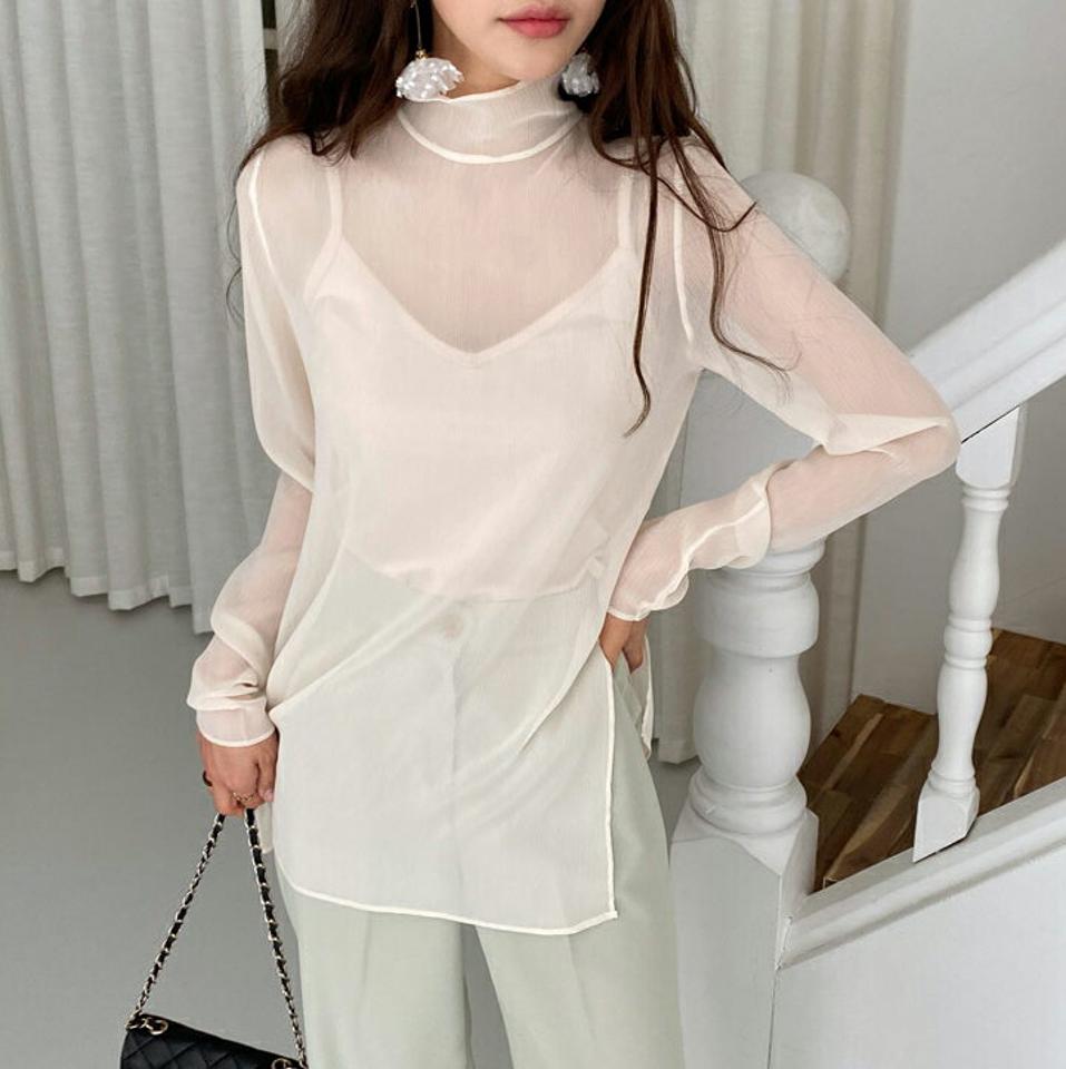 ≪人気商品再入荷≫シアーハイネックブラウス・全3色・e66971 レディース 【bl】トップス ブラウス 長袖 透け感 シアー シースルー ハイネック 単色 無地 シンプル きれいめ 大人 レイヤード スリット 春 夏 秋 韓国ファッション