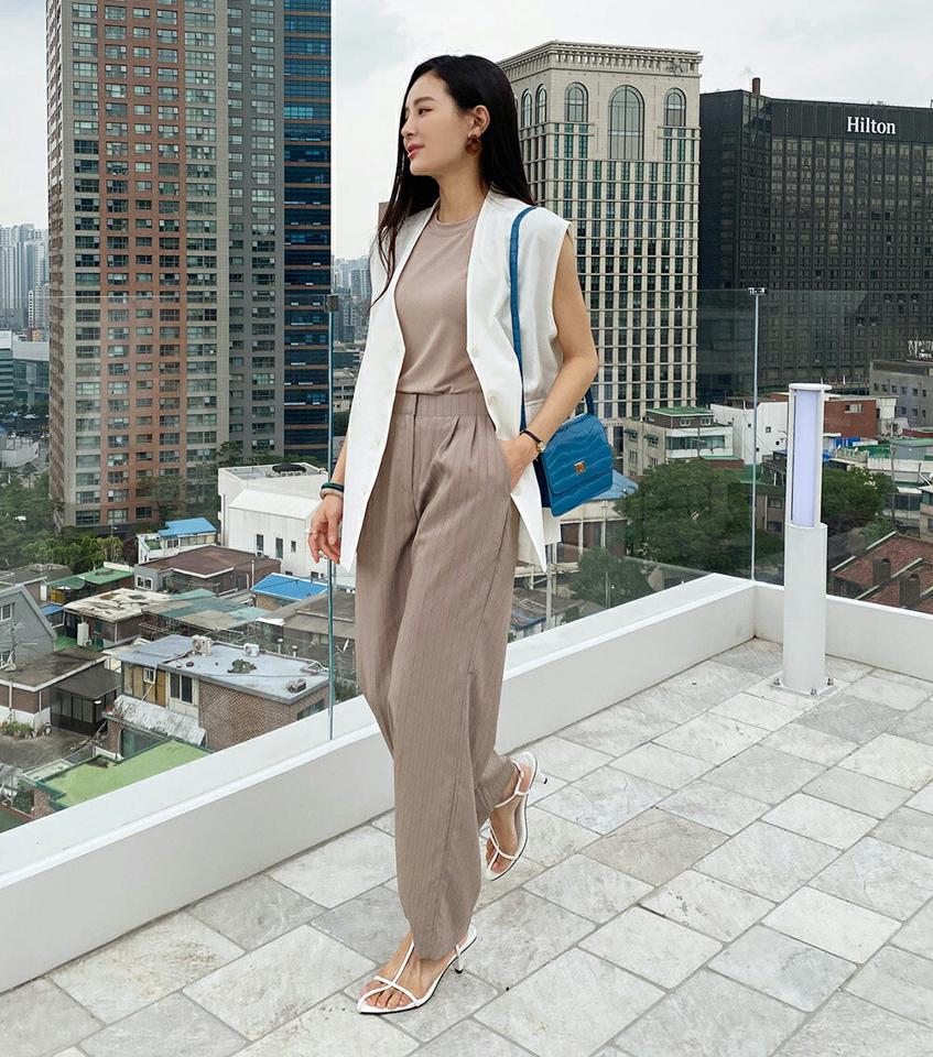 リネン混ピンストライプワイドスラックス・全3色・t72281 レディース 【pt】スラックス パンツ ロング丈 柄 模様 ピンストライプ ワイド リネン混 オフィスカジュアル 体型カバー ハイウエスト 春 夏 大人っぽ 韓国ファッション ハイホリHIHOLLI