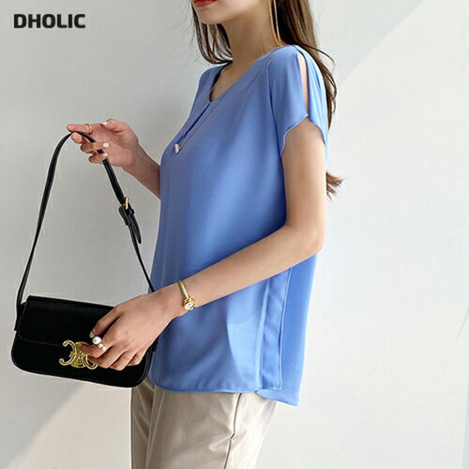 タックフレンチスリーブブラウス・全3色・t72260 レディース 【bl】ブラウス トップス 半袖 単色 無地 シンプル ベーシック オフィスカジュアル Vネック 鎖骨 デコルテ タック 春 夏 フェミニン きれいめ 大人 青 韓国ファッション ハイホリHIHOLLI