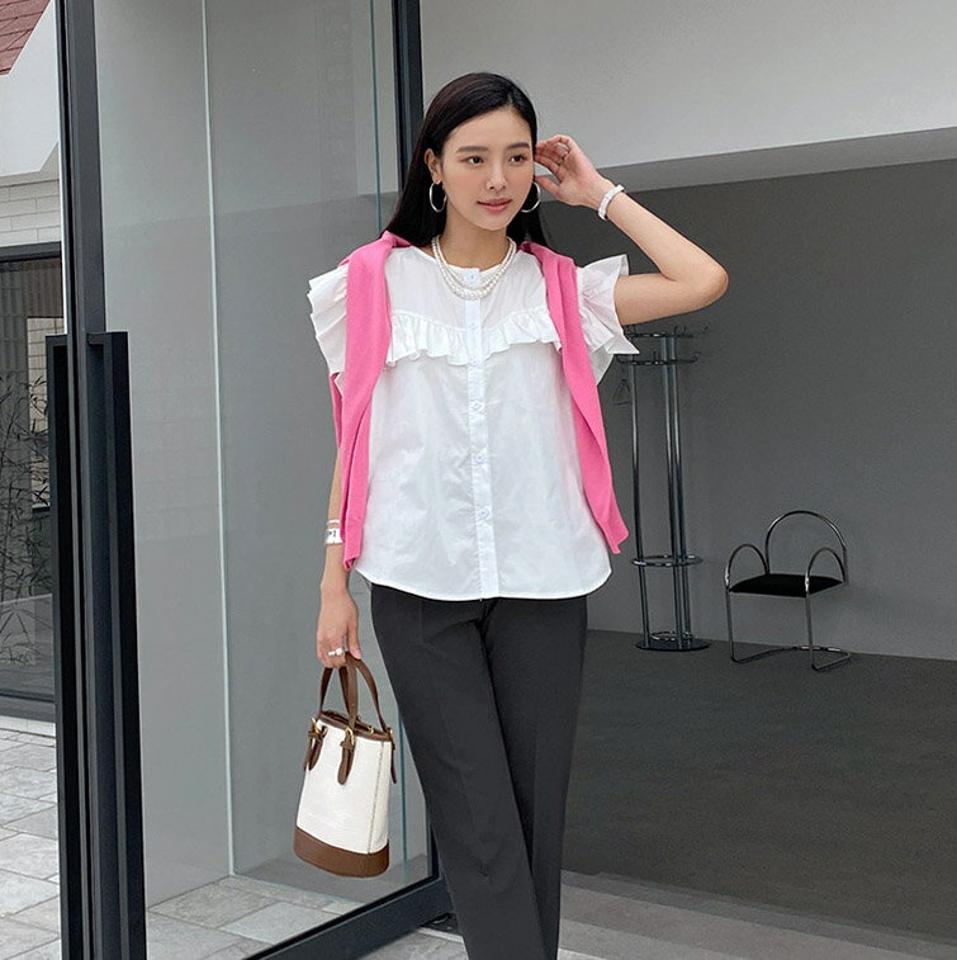 2TYPEフリルブラウス・全3色・b72259 レディース 【bl】ブラウス トップス 半袖 柄 模様 フリル 無地 単色 二の腕カバー ストライプ ボタン 春 夏 ラブリー フェミニン かわいい 可愛い ガーリー 水色 韓国ファッション ハイホリHIHOLLI