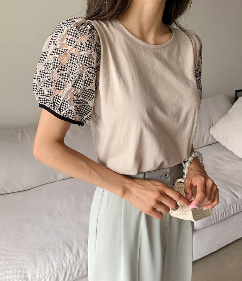 チェック花柄刺繍パフスリーブTシャツ・全2色・b01194 レディース 【tops】トップス Tシャツ 半袖 ハーフスリーブ 袖コン 花柄 ギンガムチェック 刺繍 ガーリー パフスリーブ 二の腕カバー かわいい 可愛い ラウンドネック 春 夏 韓国ファッション
