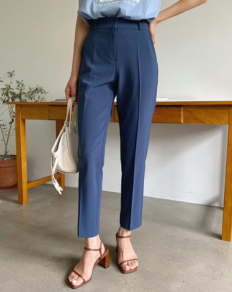 スリムスラックス・全3色・t01222 レディース 【pt】パンツ ズボン スラックス ロングパンツ スリム 単色 無地 シンプル ベーシック 大人 オフィスカジュアル ハイウエスト テーパード センタープレス ベルトループ 春 夏 秋 韓国ファッション