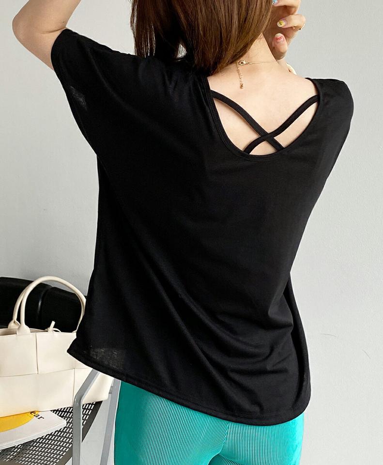 クロスストラップTシャツ・全3色・t72532 レディース 【tops】トップス Tシャツ 半袖 単色 無地 シンプル クロス ストラップ バックシャン 春 夏 カジュアル かわいい 可愛い 灰色 グレー 大人っぽ 韓国ファッション ハイホリHIHOLLI