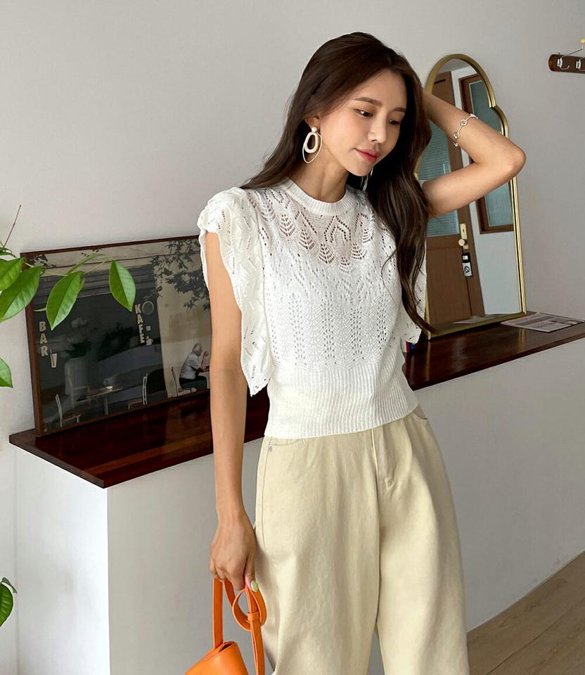パンチングフリルスリーブニット・全4色・b00825 レディース 【tops】トップス ニット フレンチスリーブ ショートスリーブ 二の腕カバー フリル パンチング 透け感 シースルー ラウンドネック カジュアル 青 ピンク 大人 夏 サマーニット 韓国ファッション