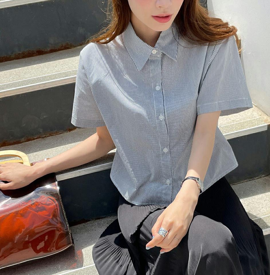 【10%OFF】ピンストライプクロップドシャツ・全7色・t00751 レディース 【bl】シャツ トップス 半袖 柄 模様 襟 ボタン ピンストライプ パステル クロップド丈 綿 コットン 春 夏 カジュアル 水色 ピンク 韓国ファッション ハイホリHIHOLLI セール SALE