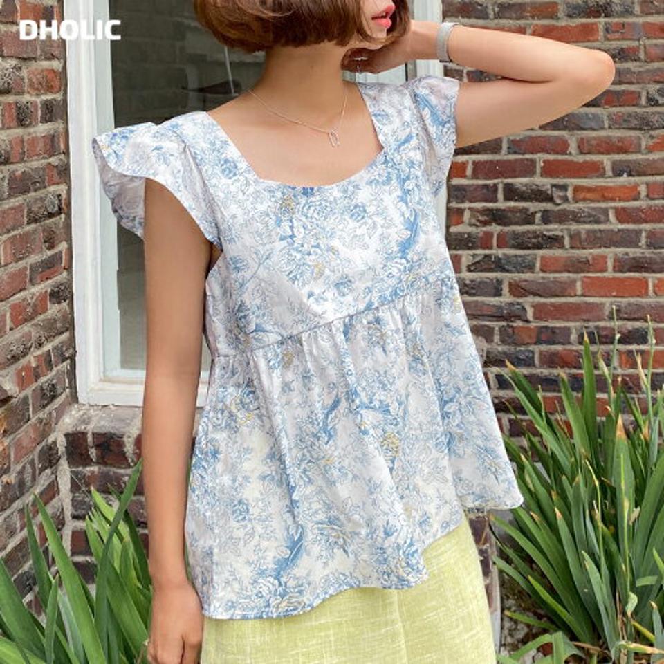 花柄フリルペプラムブラウス・全2色・t67342 レディース 【bl】トップス ブラウス ペプラム お腹カバー 花柄 フリル モダン スクエアネック デコルテ キャップスリーブ ショートスリーブ トワルドジュイ 切り替え ギャザー アンティーク柄 水色 夏 韓国ファッション