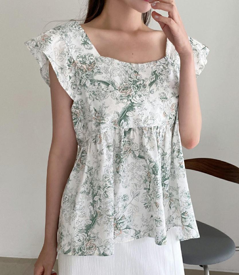 花柄フリルペプラムブラウス・全2色・t67342 レディース 【bl】トップス ブラウス ペプラム お腹カバー 花柄 フリル モダン スクエアネック デコルテ キャップスリーブ ショートスリーブ トワルドジュイ 切り替え ギャザー アンティーク柄 水色 夏 韓国ファッション