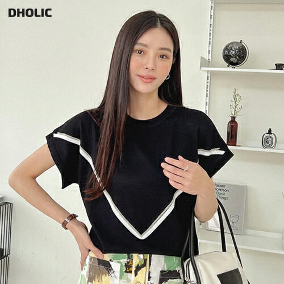 ビーズVラインニット・全2色・b00374 レディース 【tops】トップス 半袖 ニット 配色 ライン 模様 高級感 フレンチスリーブ 二の腕カバー ゆったり 楽ちん ビーズライン 春 夏 フェミニン カジュアル 黒 ブラック サマーニット 韓国ファッション ハイホリHIHOLLI