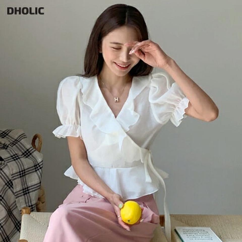 【10%OFF】フリルラップブラウス・全4色・b66846 レディース 【bl】トップス ブラウス 半袖 ハーフスリーブ フリル ラッフル 上品 きれいめ レディ パフスリーブ 大人 シアー 透け感 リンクル クロップド丈 春 夏 韓国ファッション blsセール