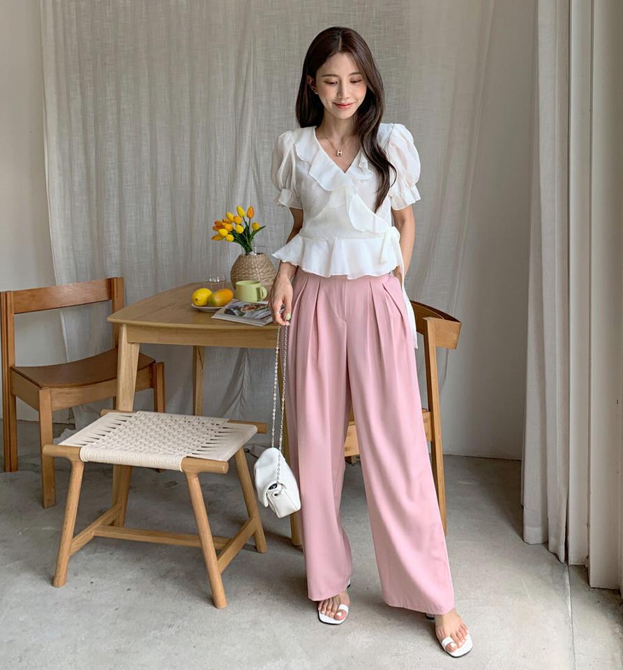 【10%OFF】フリルラップブラウス・全4色・b66846 レディース 【bl】トップス ブラウス 半袖 ハーフスリーブ フリル ラッフル 上品 きれいめ レディ パフスリーブ 大人 シアー 透け感 リンクル クロップド丈 春 夏 韓国ファッション blsセール