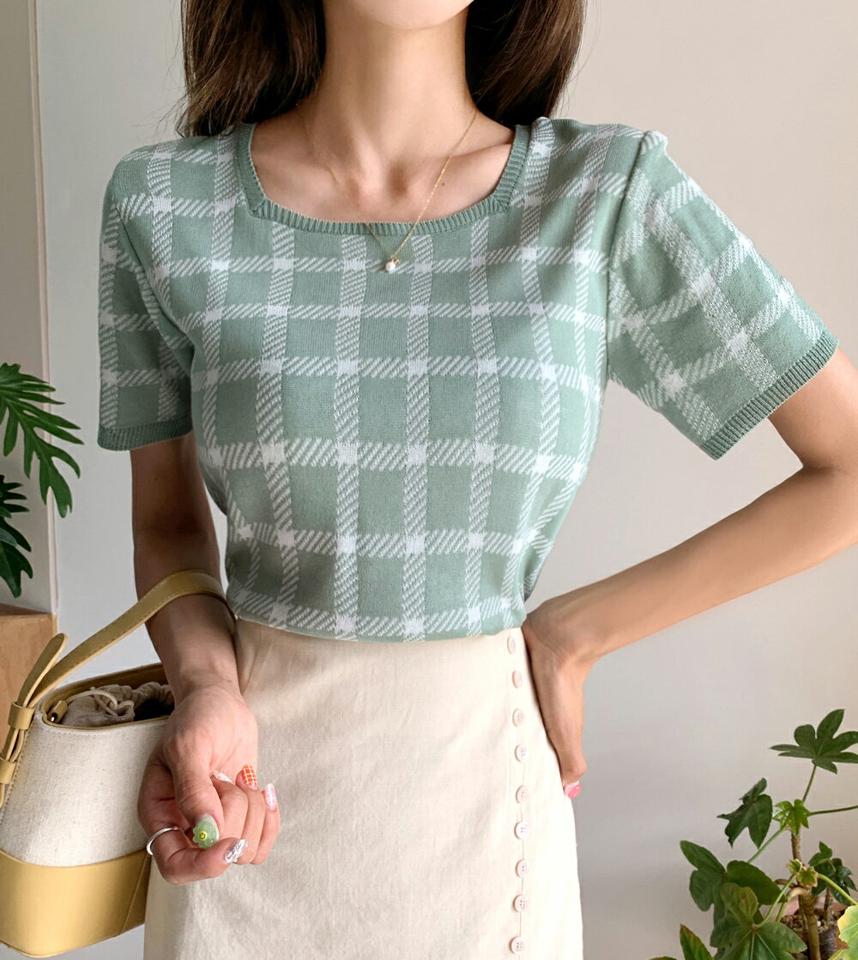 【10%OFF】チェックスクエアネックニット・全8色・t66848 レディース 【tops】トップス ニット 半袖 チェック柄 ガーリー スクエアネック かわい 可愛い デコルテ 鎖骨 水色 パステル 半袖ニット アクリルニット 夏 韓国ファッション セール SALE