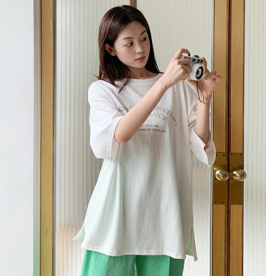 【10%OFF】カーブレタリングルーズTシャツ・全4色・b66841 レディース 【tops】トップス Tシャツ 半袖 ハーフスリーブ ラウンドネック ゆったり オーバーサイズ ラフ ロゴ レタリング ロゴT カジュアル ラフ スリット 春 夏 韓国ファッション セール SALE