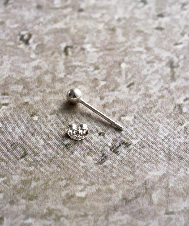 3mmボールピアス／Silver925