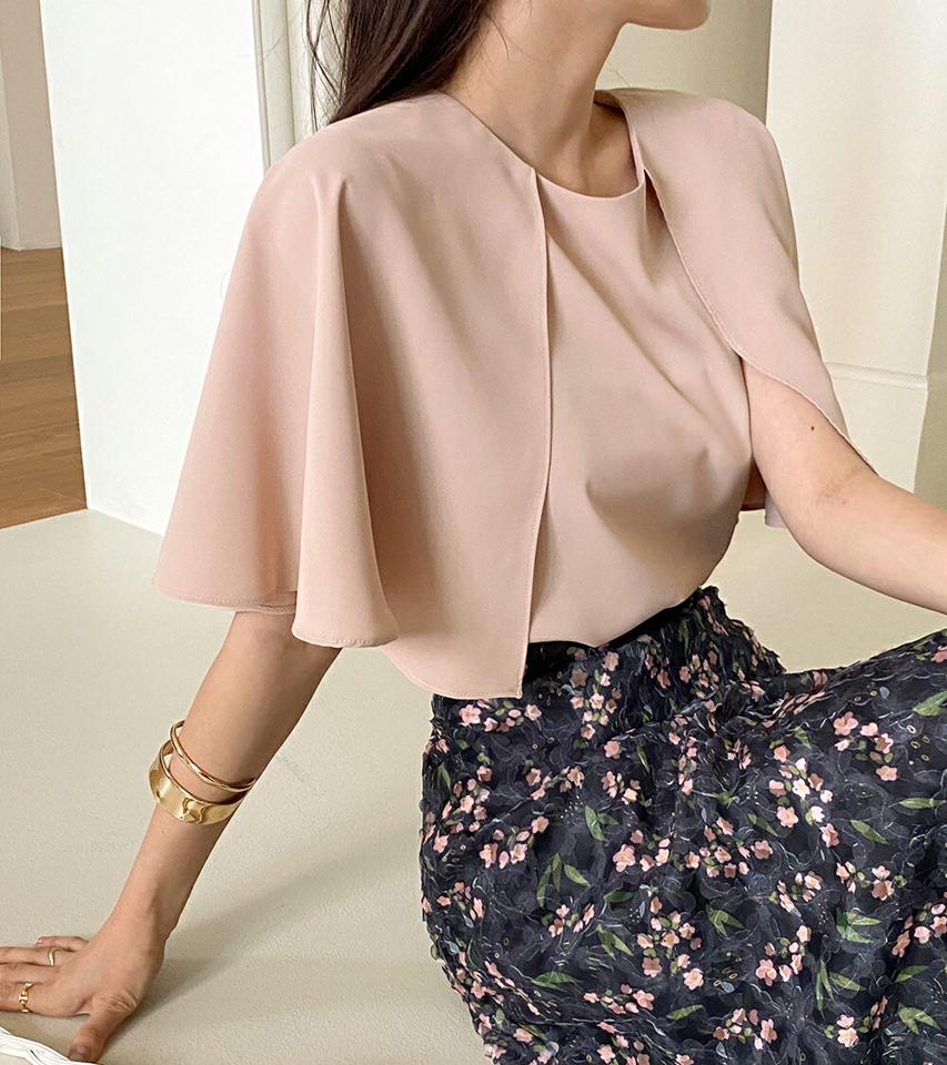 【10%OFF】ケープブラウス・全3色・b72301 レディース 【bl】ブラウス トップス 半袖 二の腕カバー 単色 無地 ゆったり 体型カバー ケープ オフィスカジュアル 上品 大人 きれいめ 春 夏 フェミニン パステル 白 ホワイト 韓国ファッション ハイホリHIHOLLI セール SALE