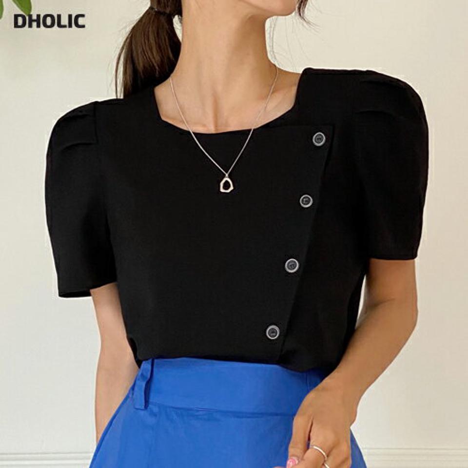 ダイアゴナルボタンブラウス・全3色・t01260 レディース 【bl】トップス ブラウス 半袖 ボタン ダイアゴナル 単色 シンプル ダイヤモンドネック ハーフスリーブ パフスリーブ きれいめ 大人 上品 夏 韓国ファッション