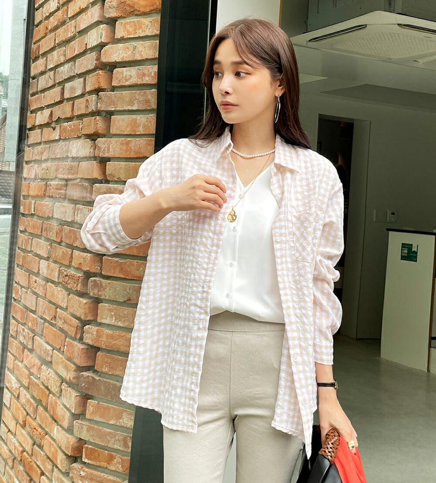 ギンガムチェックボクシーフィットシャツ・全4色・t72584 レディース 【bl】ブラウス トップス 長袖 柄 模様 ギンガムチェック シャツ 襟 ボタン ルーズ ドロップショルダー 春 夏 カジュアル ブラック 黒 韓国ファッション ハイホリHIHOLLI