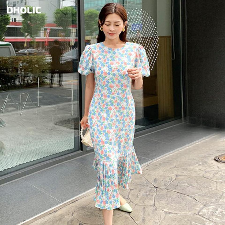 【10%OFF】花柄パフプリーツヘムワンピース・全2色・b00856 レディース 【ops】ワンピース ロング丈 ロングワンピース 半袖 パフスリーブ プリーツ 花柄 フェミニン ラウンドネック 大人 水色 二の腕カバー 夏 韓国ファッション セール SALE