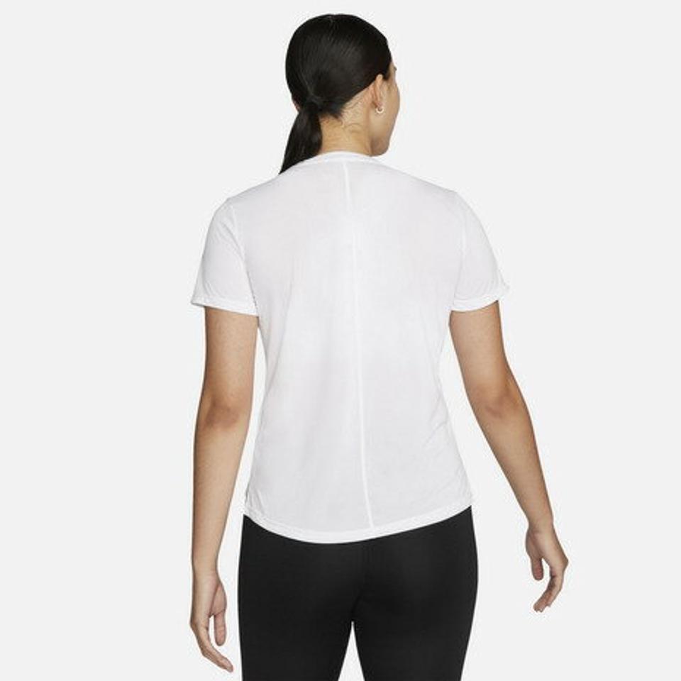 ナイキ(NIKE)(レディース)スウッシュ ラン 半袖トップス DM7778-100