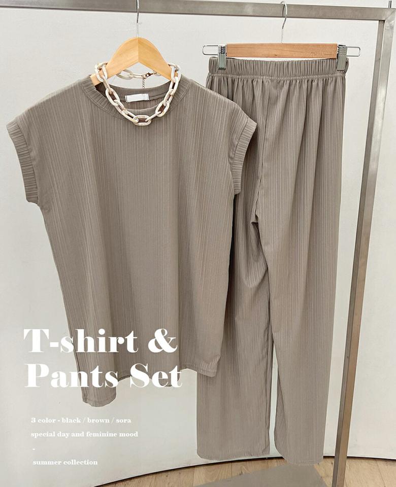 ≪人気商品再入荷≫リブフレンチスリーブTシャツ&ワイドパンツSET・全3色・b00818 レディース 【pt】セットアップ セット setup 単色 プリーツ Tシャツ 半袖 フレンチスリーブ リブ パンツ ワイド ゆったり 春 夏 大人 黒 韓国ファッション ハイホリHIHOLLI