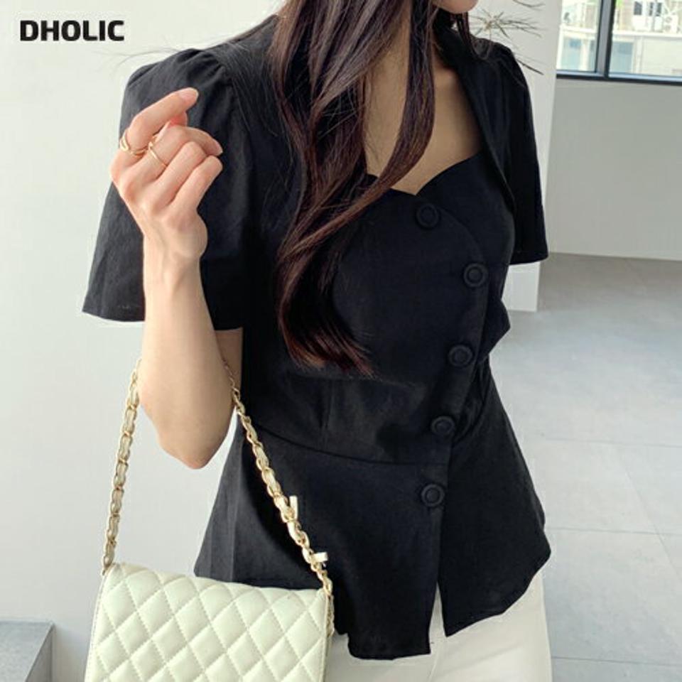 リネン混ボタンペプラムブラウス・全4色・b00784 レディース 【bl】ブラウス トップス 半袖 単色 無地 ユニーク ボタン お腹カバー リネン混 ペプラム ダイヤモンドネック 鎖骨 デコルテ パフ袖 春 夏 黒 韓国ファッション ハイホリHIHOLLI