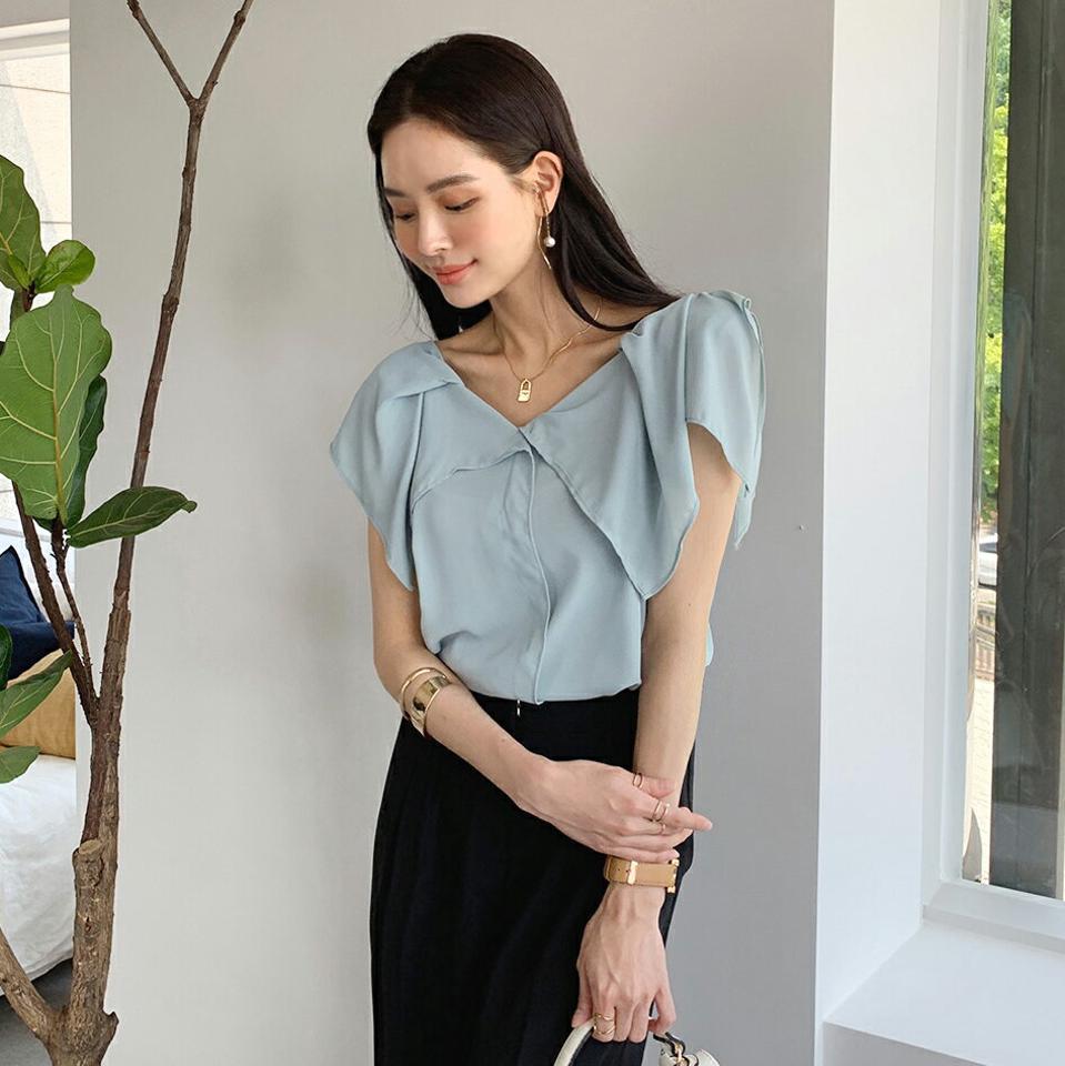 ビッグカラーブラウス・全4色・b00812 レディース 【bl】ブラウス トップス 半袖 単色 無地 シンプル パステル 襟 襟コン デコルテ 前後着用 オーバー 春 夏 フェミニン 上品 かわいい 可愛い 大きい襟 黄色 イエロー 韓国ファッション ハイホリHIHOLLI