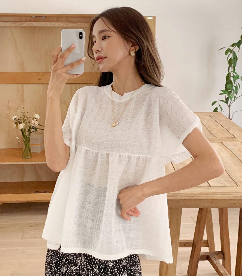 リンクルペプラムブラウス・全4色・t67932 レディース 【bl】トップス ブラウス 半袖 ペプラム お腹カバー 体型カバー リンクル エンボス チェック柄 ラウンドネック 透け感 シアー シースルー かわいい 可愛い 夏 韓国ファッション