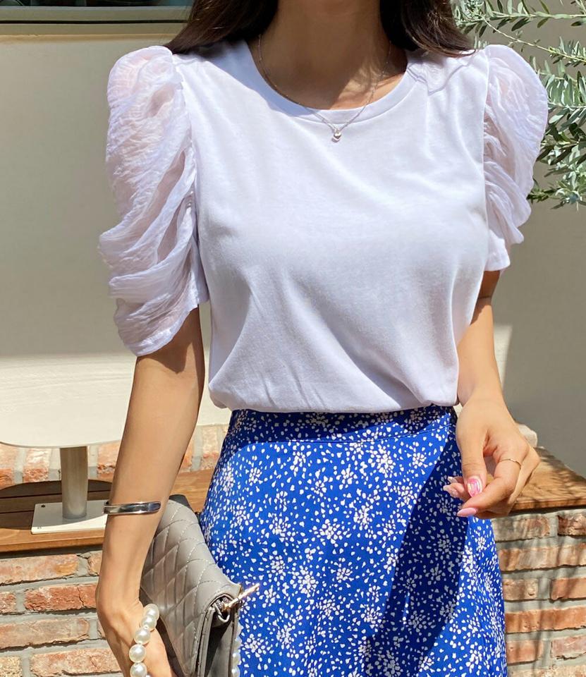 シアーパフスリーブTシャツ・全2色・b67931 レディース 【tops】トップス Tシャツ 半袖 ハーフスリーブ パフスリーブ シアー シースルー 透け感 袖コン 二の腕カバー 単色 無地 シンプル きれいめ 大人 ボリューム袖 夏 韓国ファッション