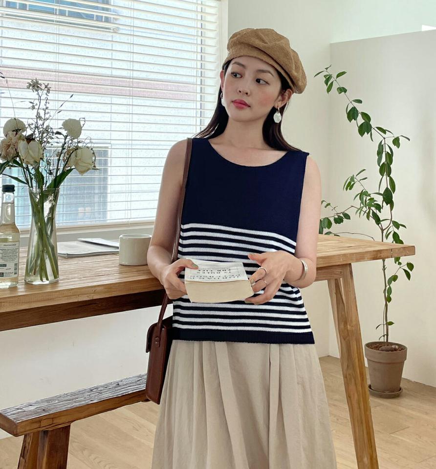 ボーダーボートネックニットノースリーブ・全4色・t67929 レディース 【tops】トップス ニット スリーブレス ノースリーブ ボートネック ボーダー柄 大人 カジュアル ラウンドネック ラフ アクリルニット 夏 サマーニット 韓国ファッション