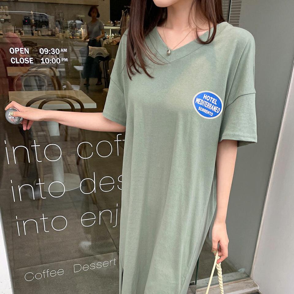 プリントVネックTシャツワンピース・全2色・b66894 レディース 【ops】ワンピース ロング丈 ロングワンピース カットソーワンピース ロゴ Vネック シンプル カジュアル ラフ 体型カバー ワンマイルウェア 楽ちん レタリング 緑 夏 韓国ファッション