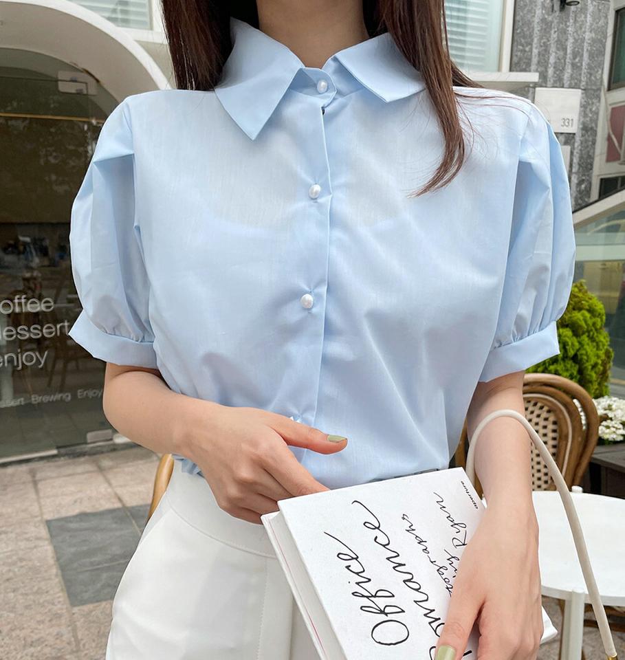パール調ボタンパフカラーブラウス・全4色・t66909 レディース 【bl】トップス ブラウス 半袖 ハーフスリーブ パフスリーブ パールボタン 単色 無地 シンプル フェミニン かわいい 襟 可愛い 夏 韓国ファッション
