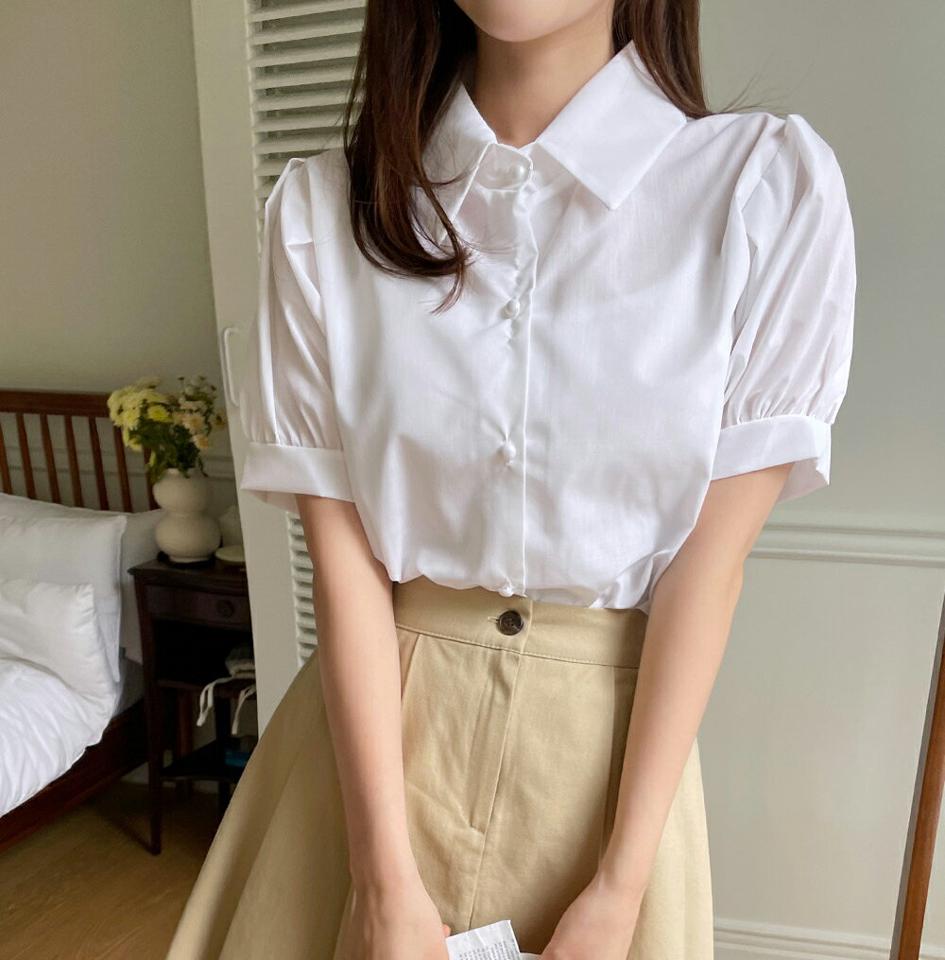 パール調ボタンパフカラーブラウス・全4色・t66909 レディース 【bl】トップス ブラウス 半袖 ハーフスリーブ パフスリーブ パールボタン 単色 無地 シンプル フェミニン かわいい 襟 可愛い 夏 韓国ファッション